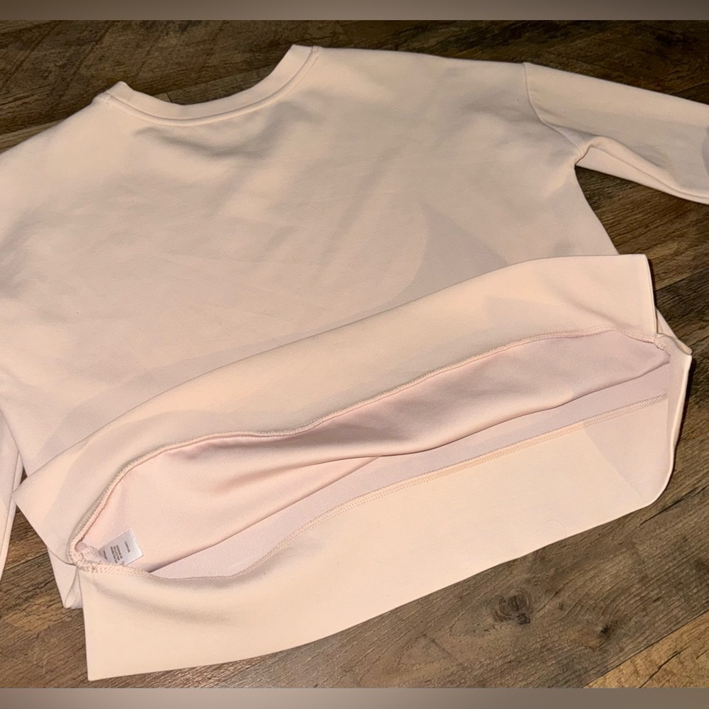 Athleta Modern Sweatshirt in Ballerina Gown (Light Pink) Size - XS
